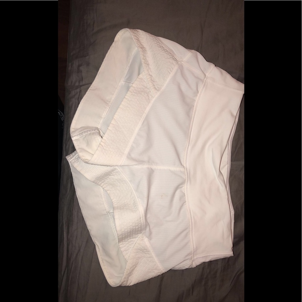 Lululemon Athletica Motionful Short Size 4